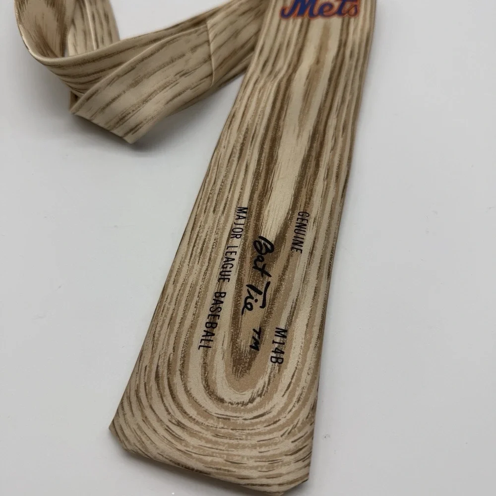 MLB Belle Neckwear Co. Inc. this product